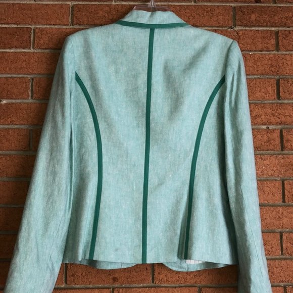 🕊CONTEXT🕊LORD AND TAYLOR EMBROIDERED BLAZER🕊 - Picture 6 of 7